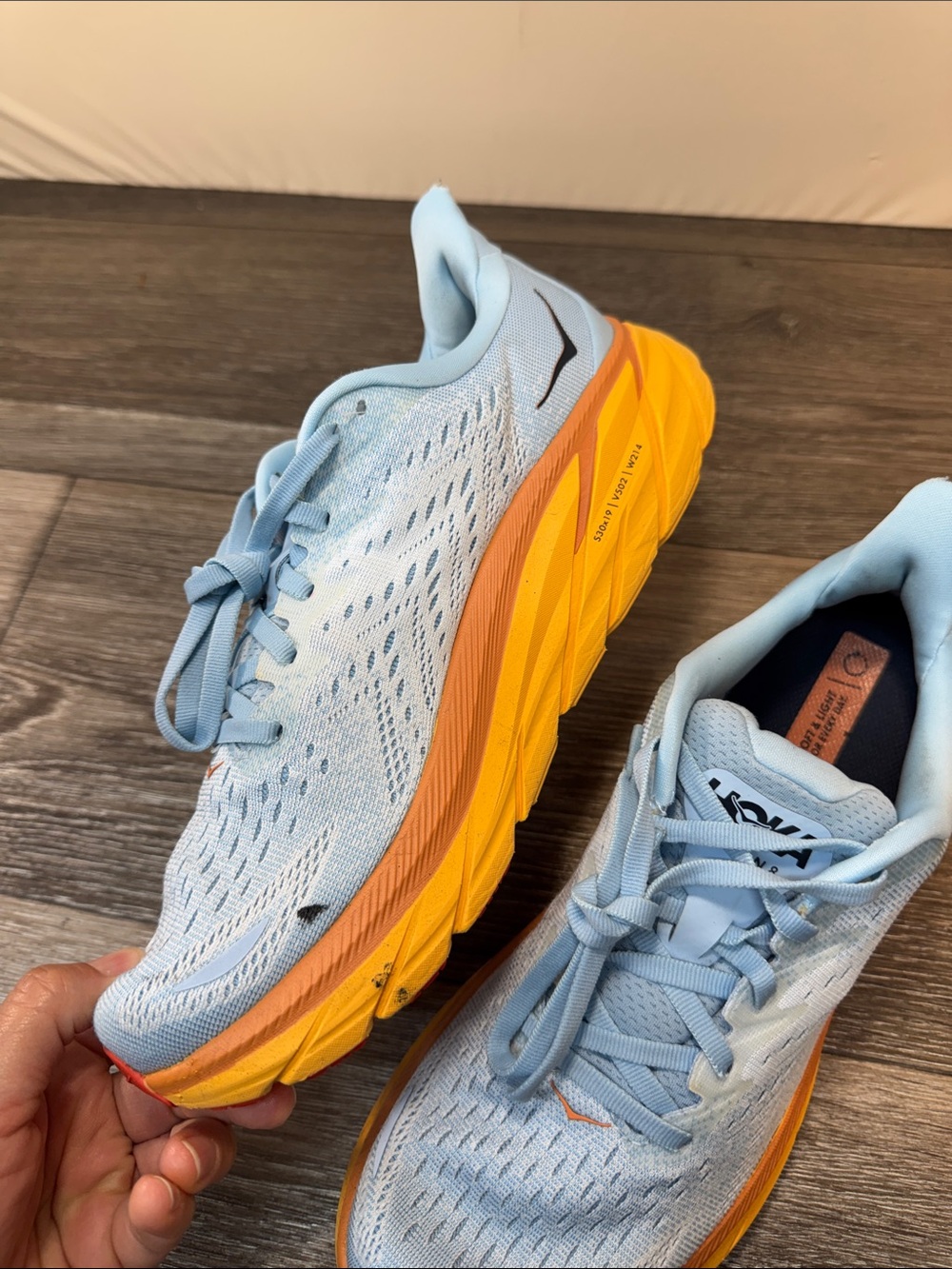 Hoka Clifton 8 Women's Light Blue Running Shoes size 10.5 (h118) - Picture 3 of 10